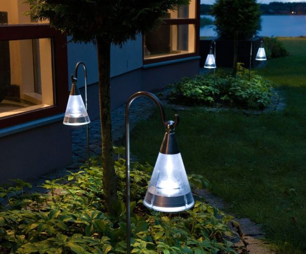 garden solar lights